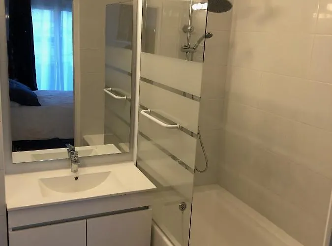 Maison Confortable Et Calme/5 & 6 Sdb Villa *