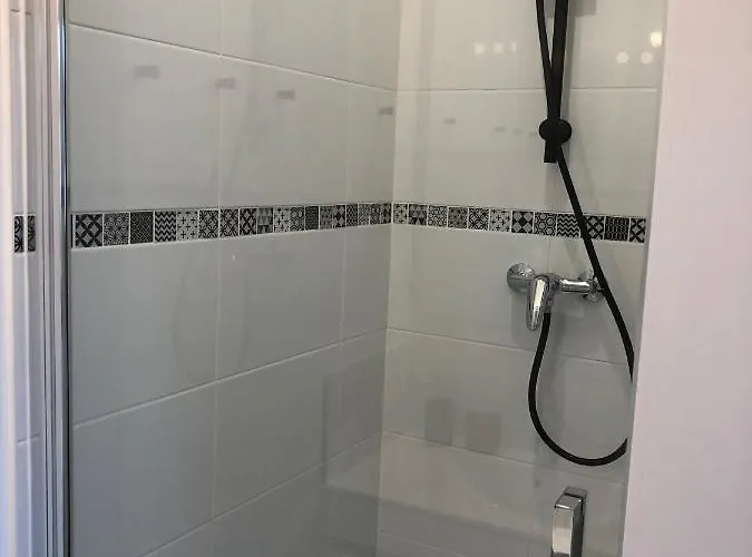 Maison Confortable Et Calme/5 & 6 Sdb *